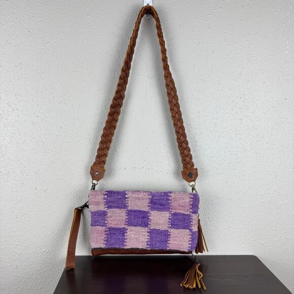 Kena & Lo fold over crossbody - Picture 1 of 10